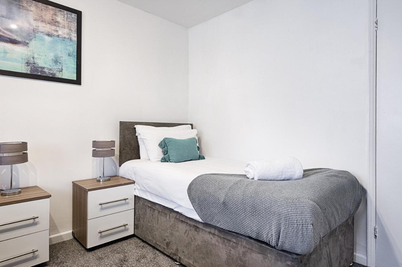 Private Parking, Garden, Close To Beach! Swansea Exteriör bild